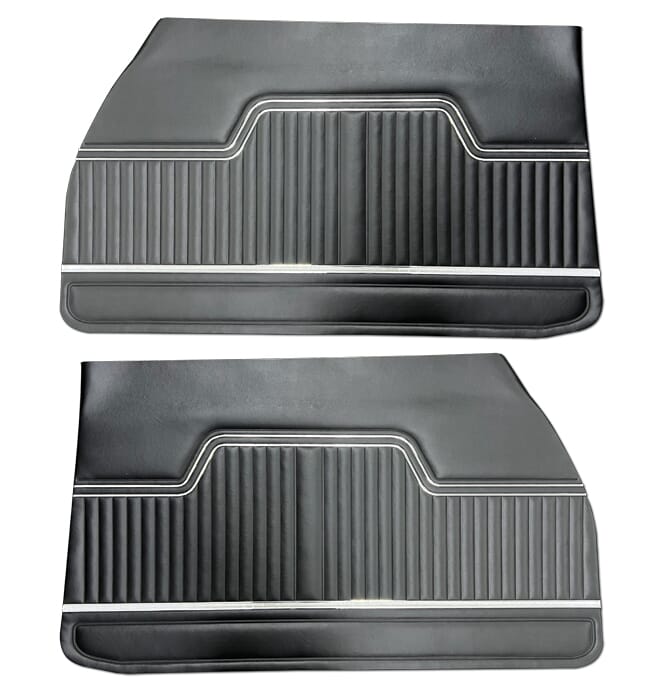 1970-72) Door Panels Front-Black-pr.